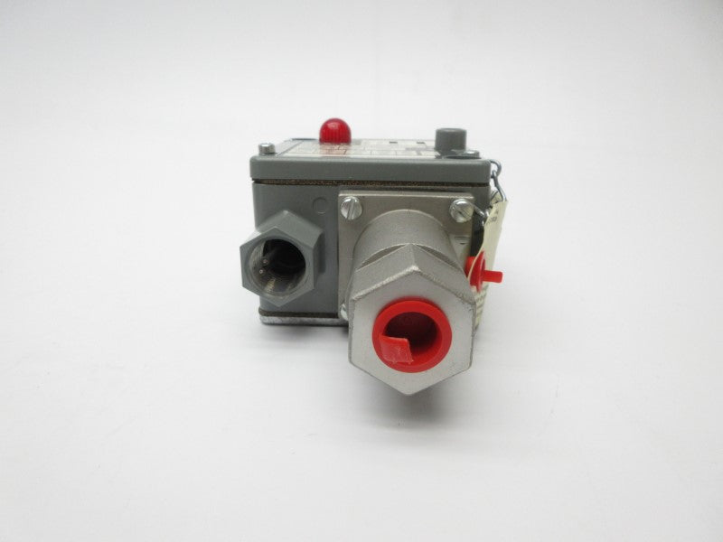ALLEN BRADLEY 836T-T302JX9 SER. A 72-120A 60A 200-3000PSI (BR/WH) NSMP