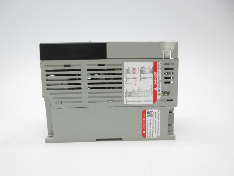 ALLEN BRADLEY 22B-B8P0N104 SER. A F/W 7.02 180-264VAC 9.5A NSNP