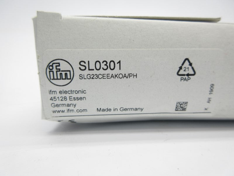 IFM EFECTOR SLG23CEEAKOA/PH SL0301 80-250VAC NSMP