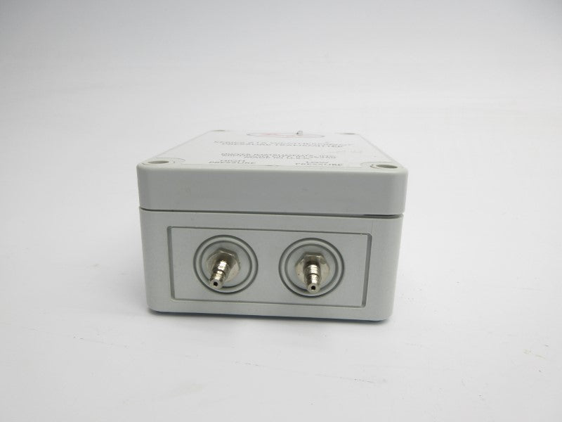 DWYER 616W-4 NSNP