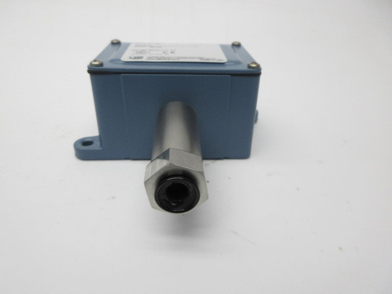 UNITED ELECTRIC J6-680 480VAC 15A 100-1700PSI NSMP