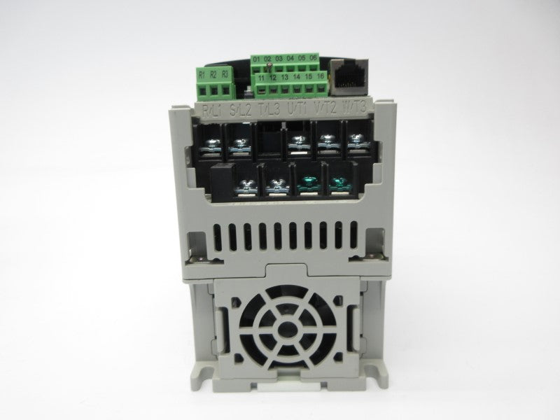 ALLEN BRADLEY 22A-V2P3N104 SER. A F/W 5.01 90-132VAC 9.0A UNMP