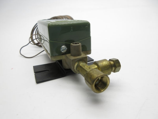 JOHNSON CONTROLS T-5210-1118 0-100'F/-17.8-37.8'C UNMP