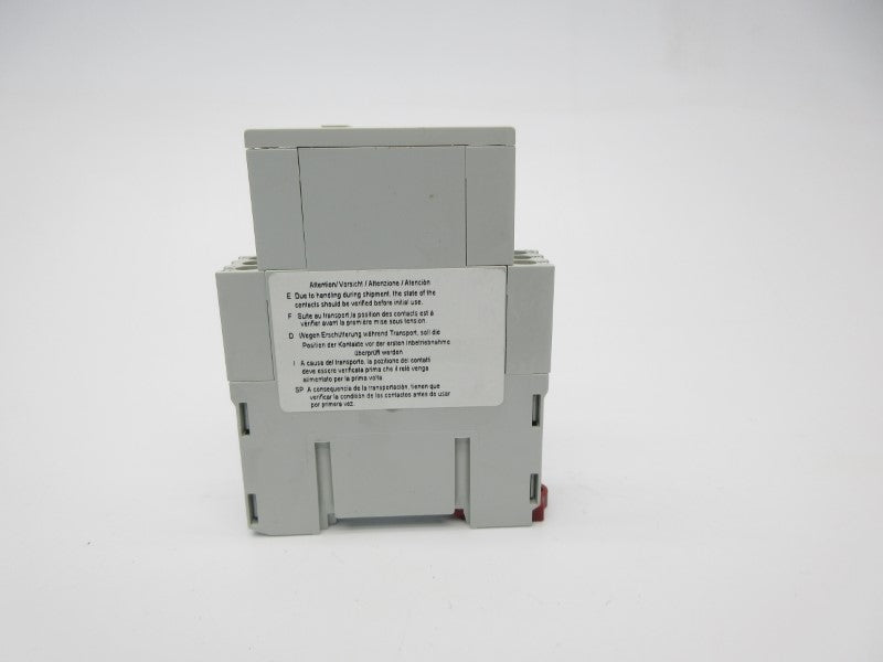ALLEN BRADLEY 700-FSQ4QU18 SER. B 24-240VDC 0.15S-10M NSNP