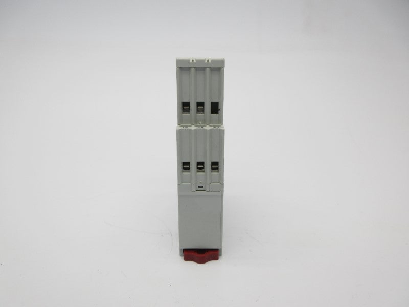 ALLEN BRADLEY 700-FSQ4QU18 SER. B 24-240VDC 0.15S-10M NSNP