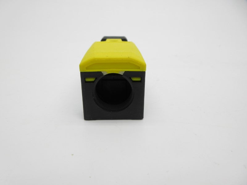 SIEMENS 3SE5232-0QV40 240V 4A NSNP