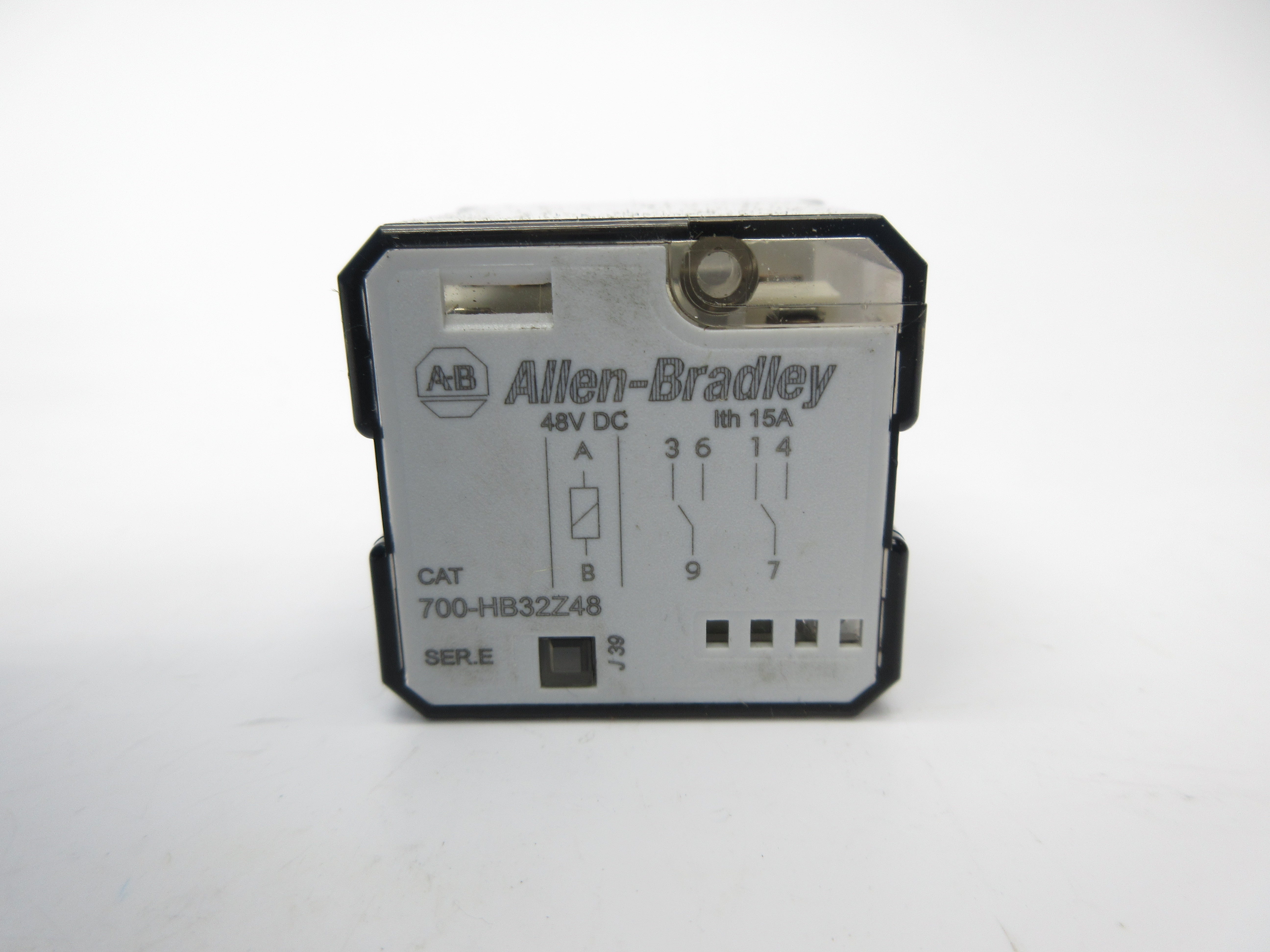 ALLEN BRADLEY 700-HB32Z48 SER. E 48VDC 15A NSNP