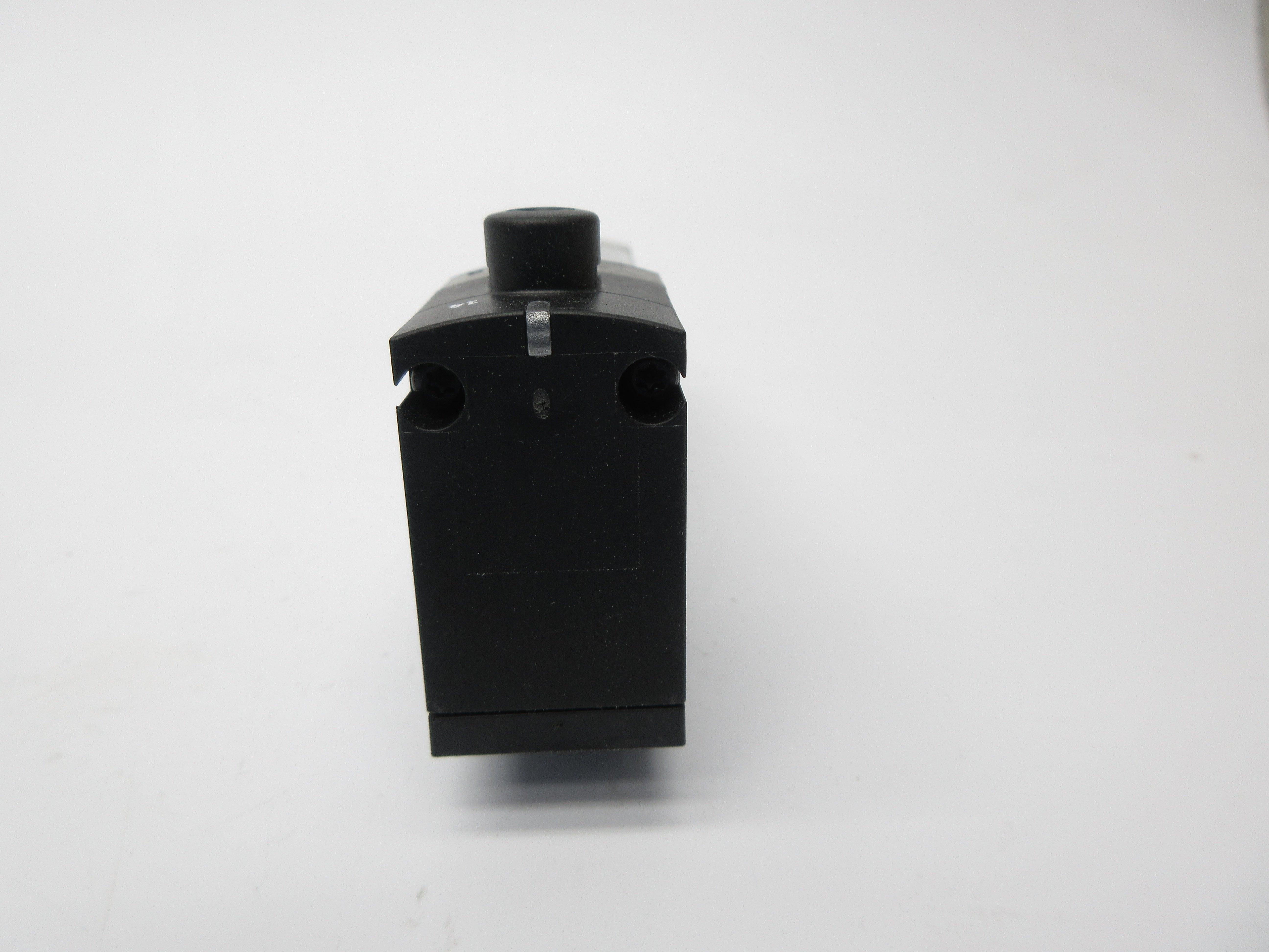 FESTO VSVA-B-M52-MZD-A1-1T1L 539159 45-145PSI NSNP
