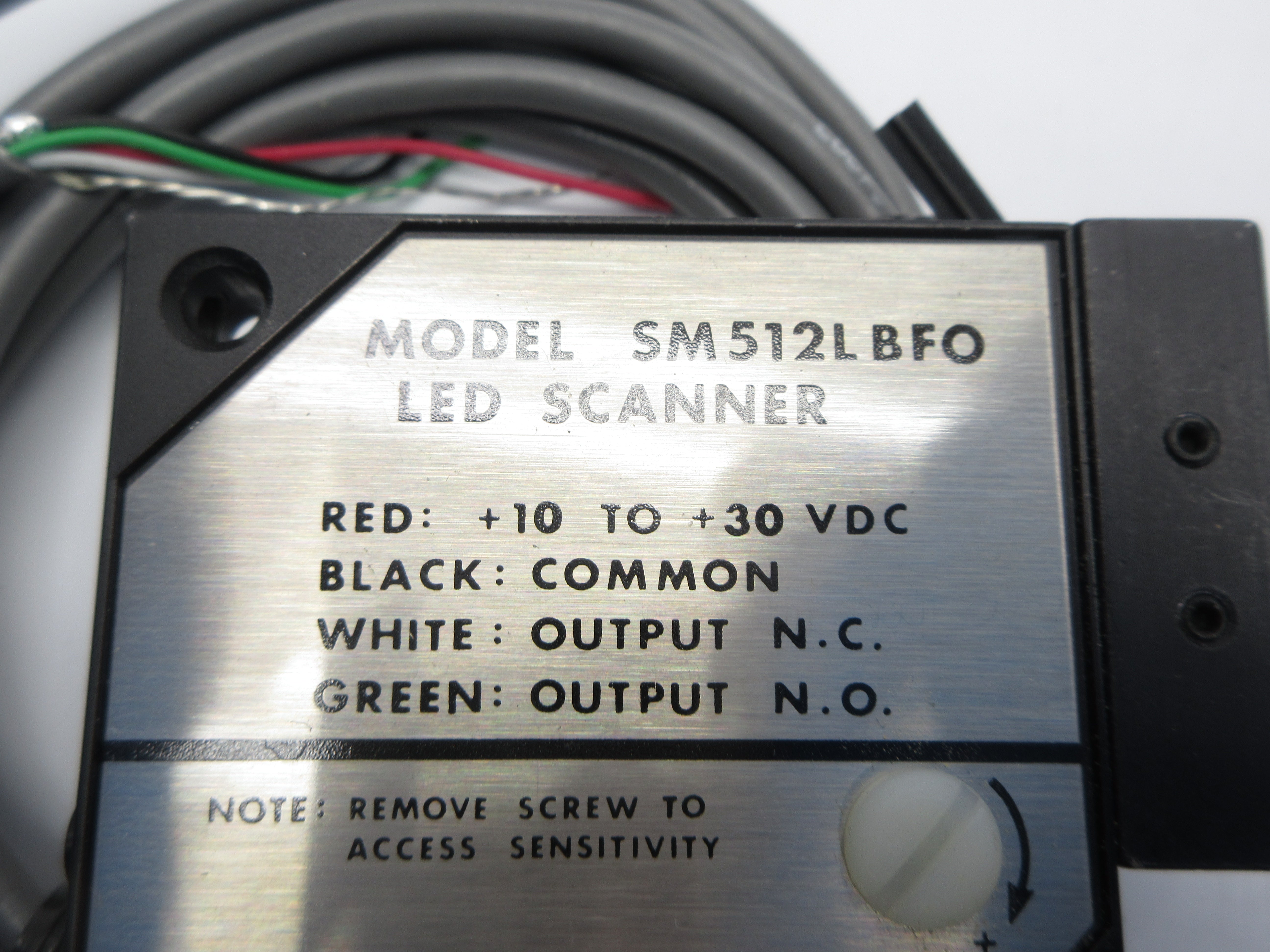 BANNER ENGINEERING SM512LBFO 10-30VDC NSNP