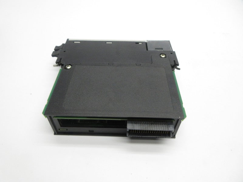 ALLEN BRADLEY 1756-DMD30 SER. A F/W 2.04 24VDC NSNP
