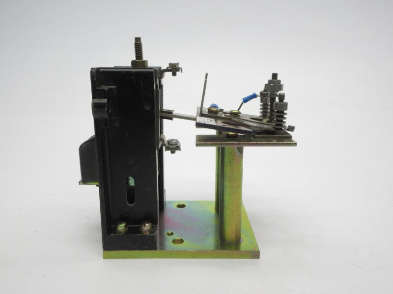 CUTLER HAMMER 32A1528G05 NSNP