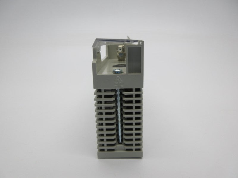 SCHNEIDER AUTOMATION 140CRP93100C NSMP