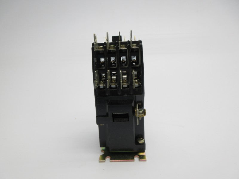 CUTLER HAMMER BFF62F 110/120V 10A NSMP