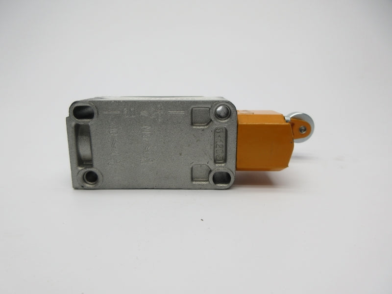 SIEMENS 3SE3120-1GW-Z 500VAC 10A NSNP