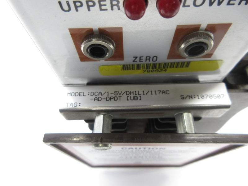 MOORE INDUSTRIES DCA/1-5V/DH1L1/117AC-AD-DPDT NSNP