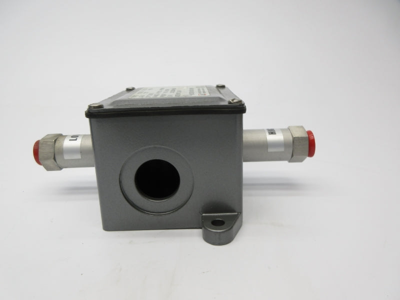 UNITED ELECTRIC J21K-357-9504 480VAC 15A 70PSI NSNP