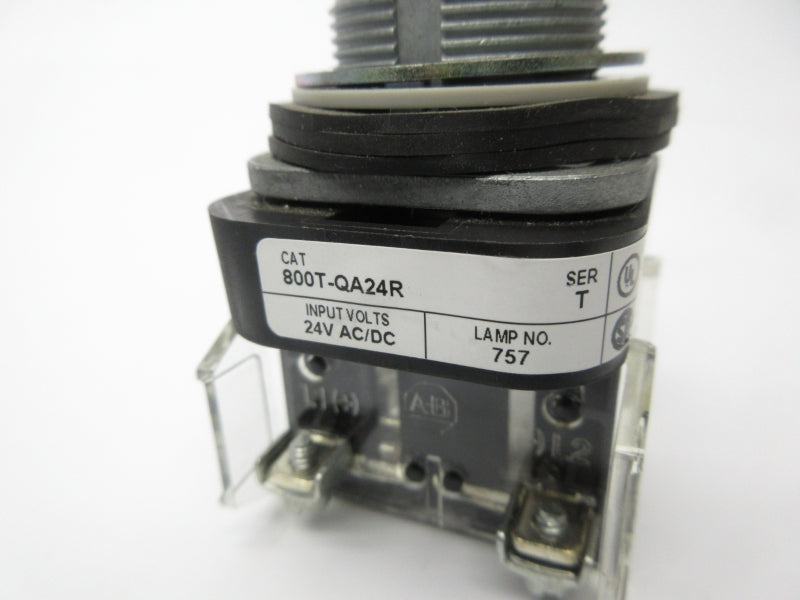 ALLEN BRADLEY 800T-QA24R SER. T 24VAC NSNP