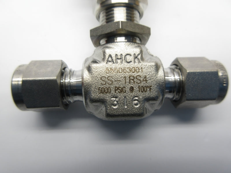 SWAGELOK SS-1RS4 5000PSI NSNP