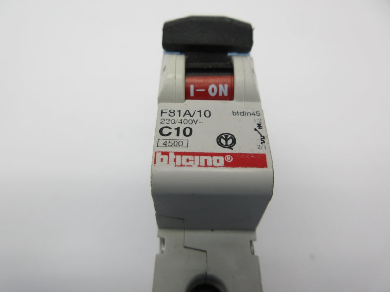 BTICINO F81A/10 230/400V 10A NSNP