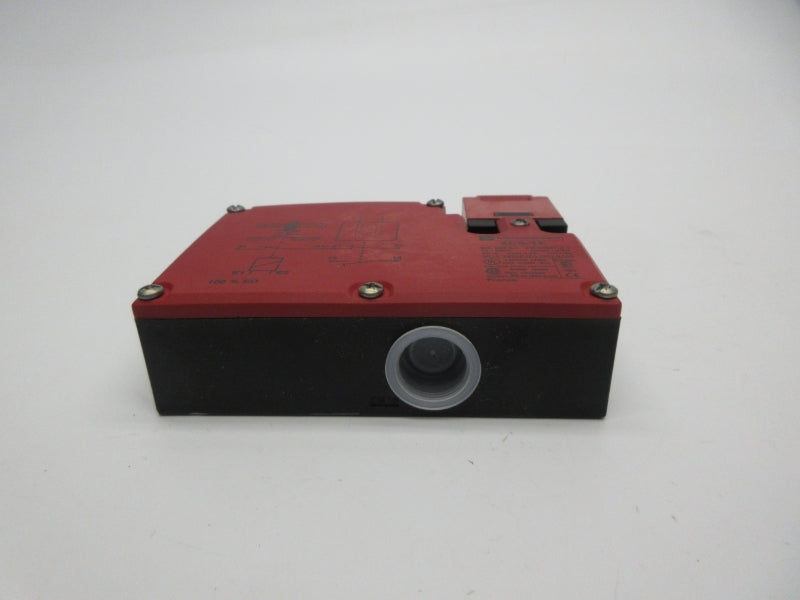TELEMECANIQUE XCS-TE5341 240V 1.5A NSNP