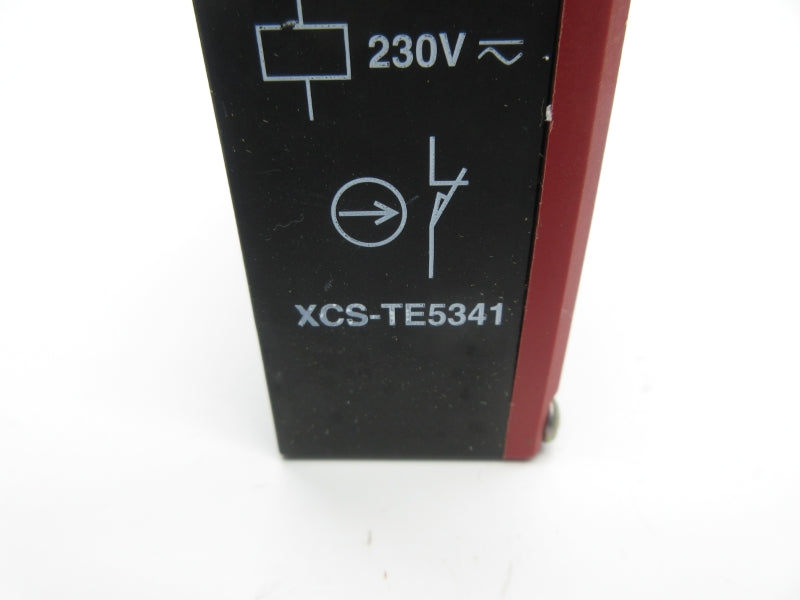 TELEMECANIQUE XCS-TE5341 240V 1.5A NSNP