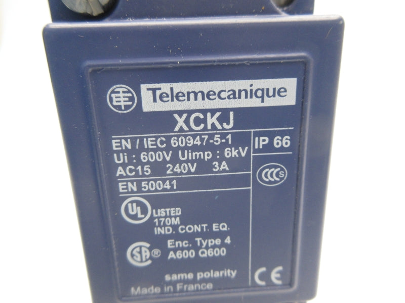 TELEMECANIQUE XCKJ 240V 3A NSNP