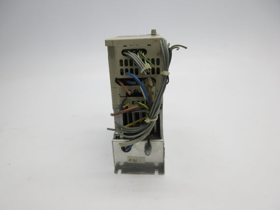 YASKAWA ELECTRIC CIMR-V7AZB0P4 200-240V 7.4A UNMP