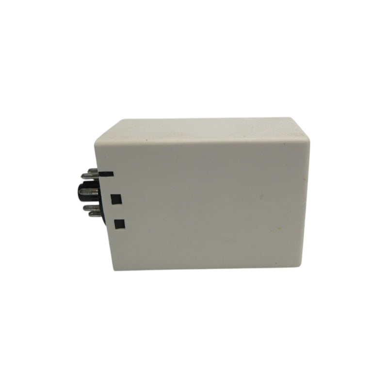 SCHNEIDER ELECTRIC RM84870304 230V 8A UNMP