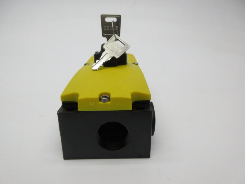 SIEMENS 3SE5 312-0SE11 230V 1.5A NSNP