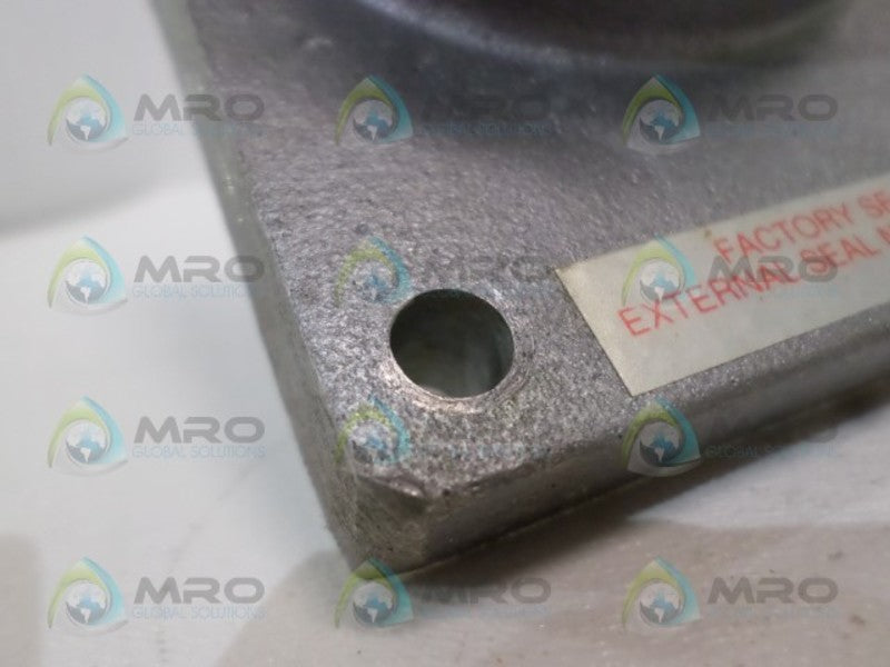 CROUSE-HINDS EFDC2437SA S769 EXPLOSION PROOF PUSHBUTTON STATION UNMP