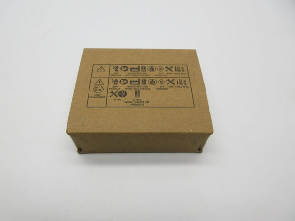 SIEMENS 6ES7 135-6HD00-0BA1 NSFS