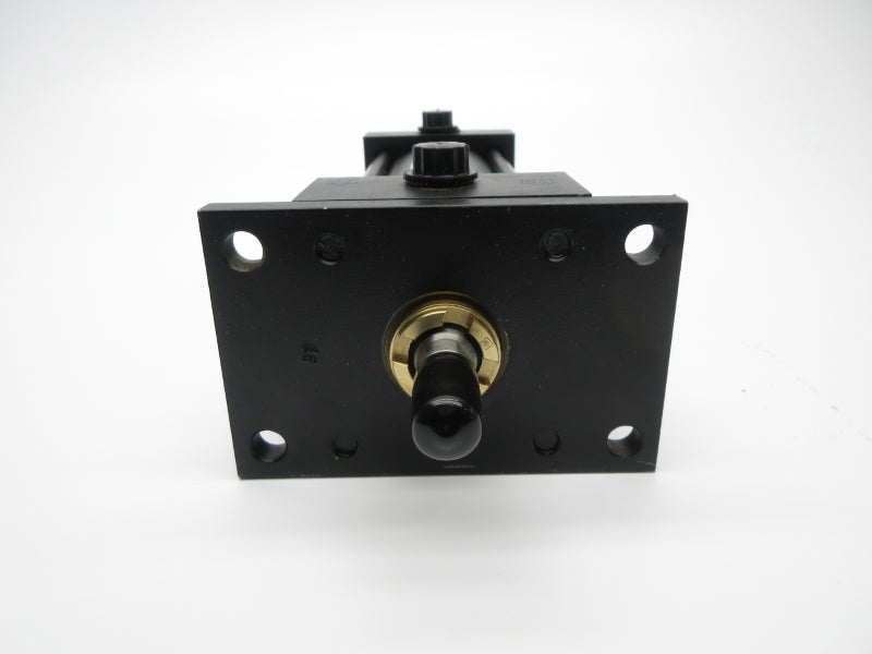 PARKER 02.50 CJ2AU18A/ 4.000 SER. 2A 250PSI NSNP