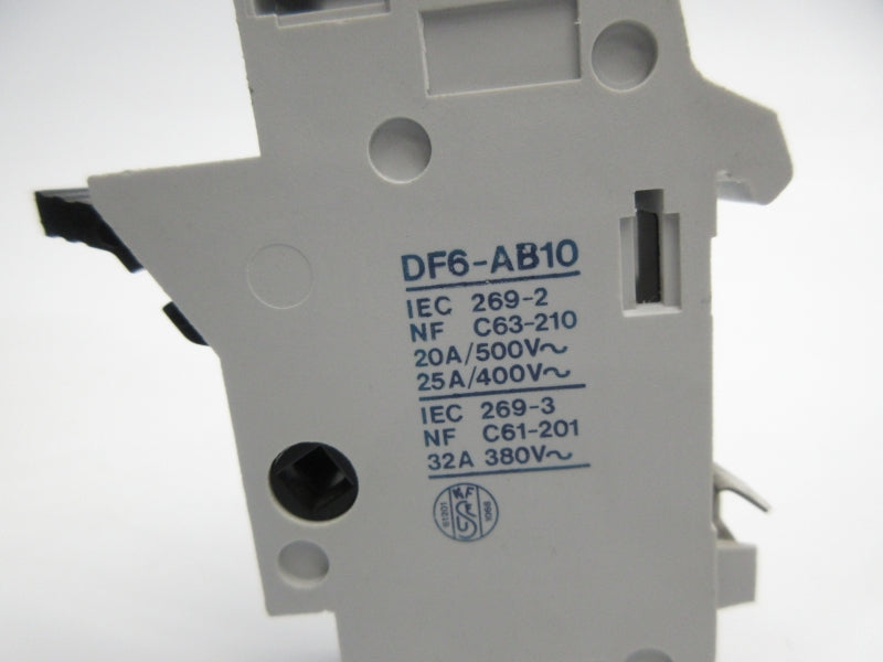 TELEMECANIQUE DF6-AB10 380V 32A UNMP