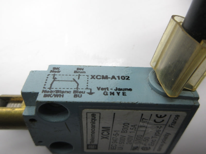 TELEMECANIQUE XCM-A102 240V 1.5A UNMP