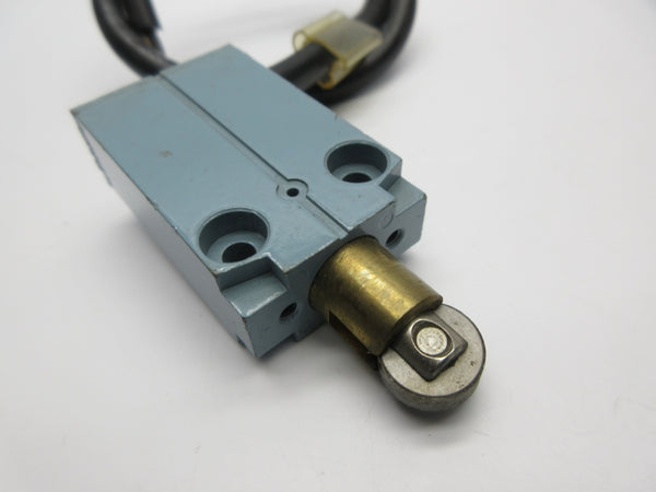 TELEMECANIQUE XCM-A1022 240V 1.5A UNMP