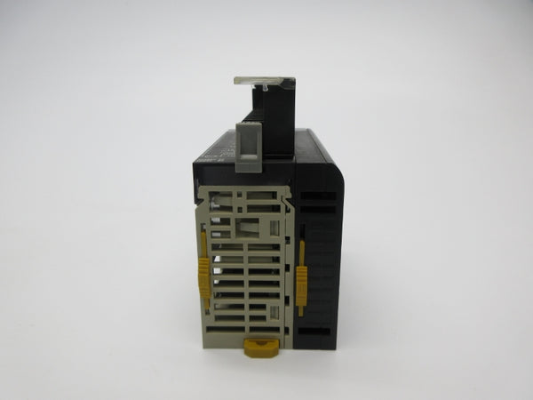 OMRON OC211 250VAC 2A NSNP