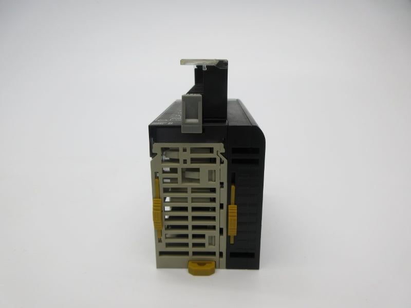 OMRON OC211 250VAC 2A NSNP