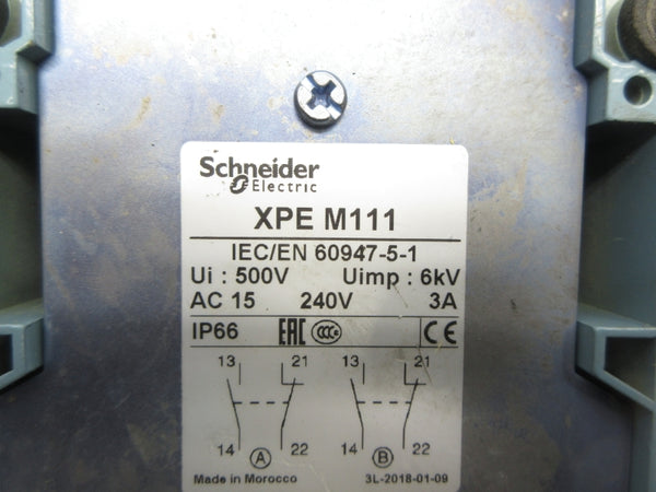 SCHNEIDER ELECTRIC XPEM111 240V 3A NSNP