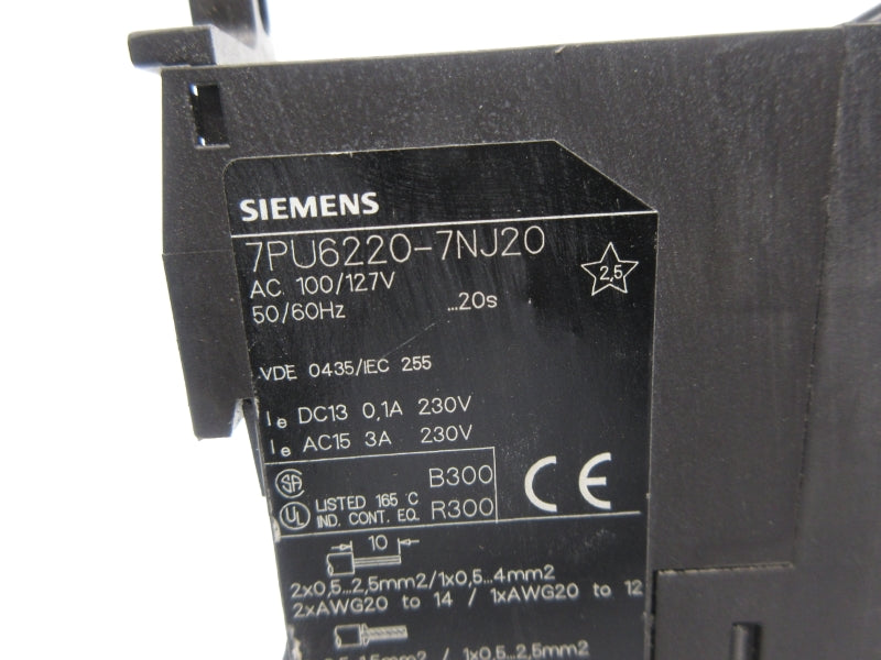 SIEMENS 7PU6220-7NJ20 100/127VAC 20S NSNP
