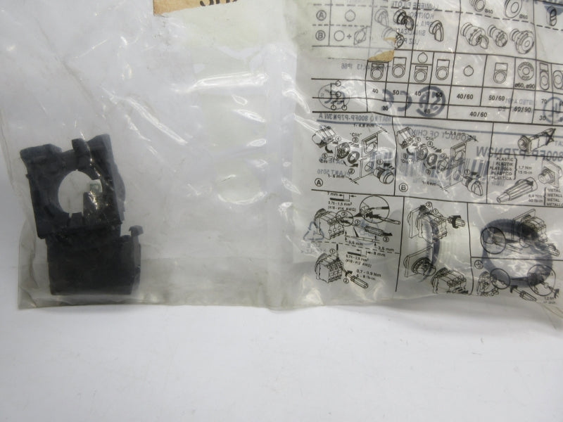 ALLEN BRADLEY 800FP-P7PN3W SER. A NSMP