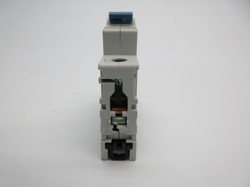 ALLEN BRADLEY 1492-D1C010 SER. D 220V 1A NSNP