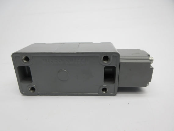 MICRO SWITCH 51ML1-E1 600VAC 20A (GREY) NSNP
