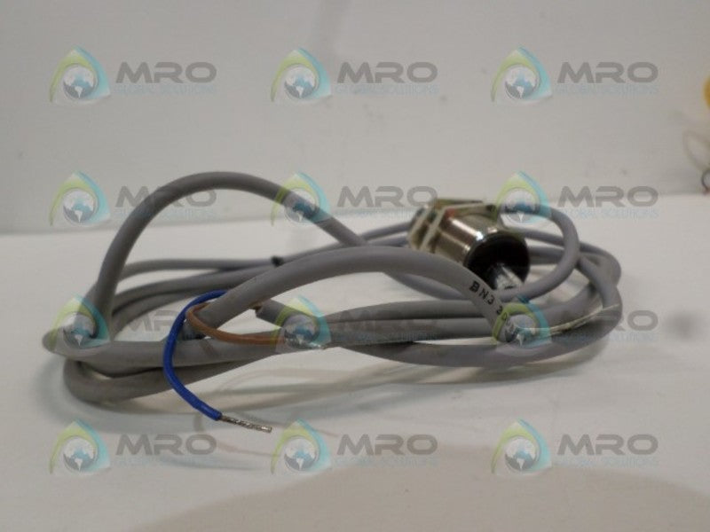 BALLUFF BN33008Y129B PROXIMITY SENSOR NSNP