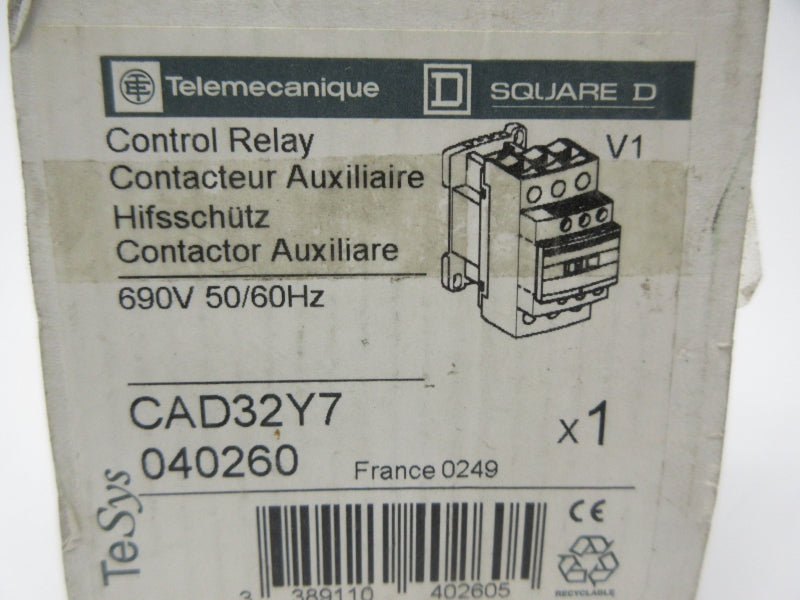 TELEMECANIQUE CAD32Y7 690V NSMP