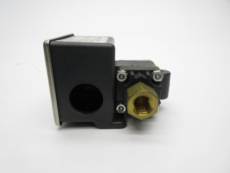 UNITED ELECTRIC 24-96169 250VAC 5A NSNP