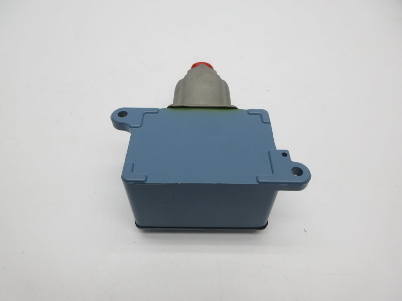 UNITED ELECTRIC J6-S160B 277VAC 15A 50-180PSI NSNP