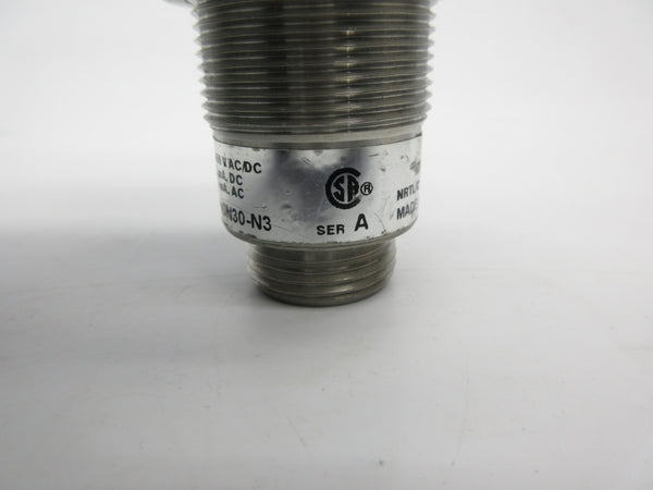 ALLEN BRADLEY 871TM-BH10N30-N3 SER. A 20-250VAC/DC NSNP