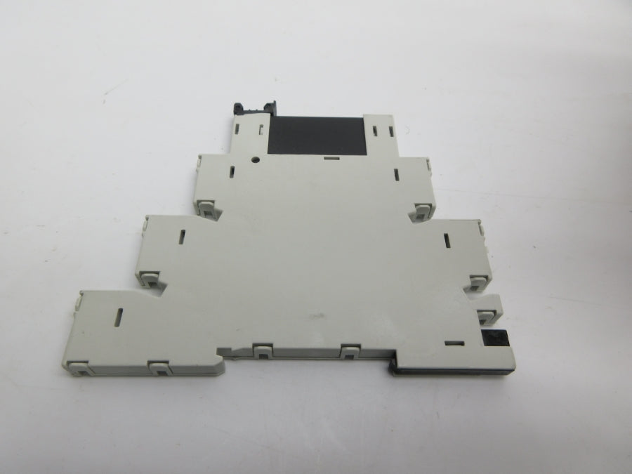 ALLEN BRADLEY 700-HLS1Z24 SER. A 24VDC 2A (PKG OF 10) (WH) NSMP