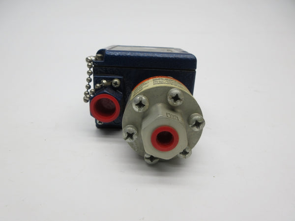 ITT 101P12C3 125/250VAC 15A 15-150PSI NSMP