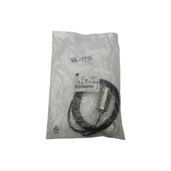 ALLEN BRADLEY 872C-M15BN30-E2 SER. F 10-30VDC NSMP